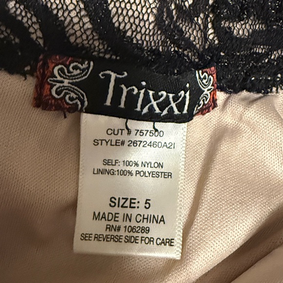 Trixxi Black and Nide Strapless Lace Dress - Picture 3 of 3